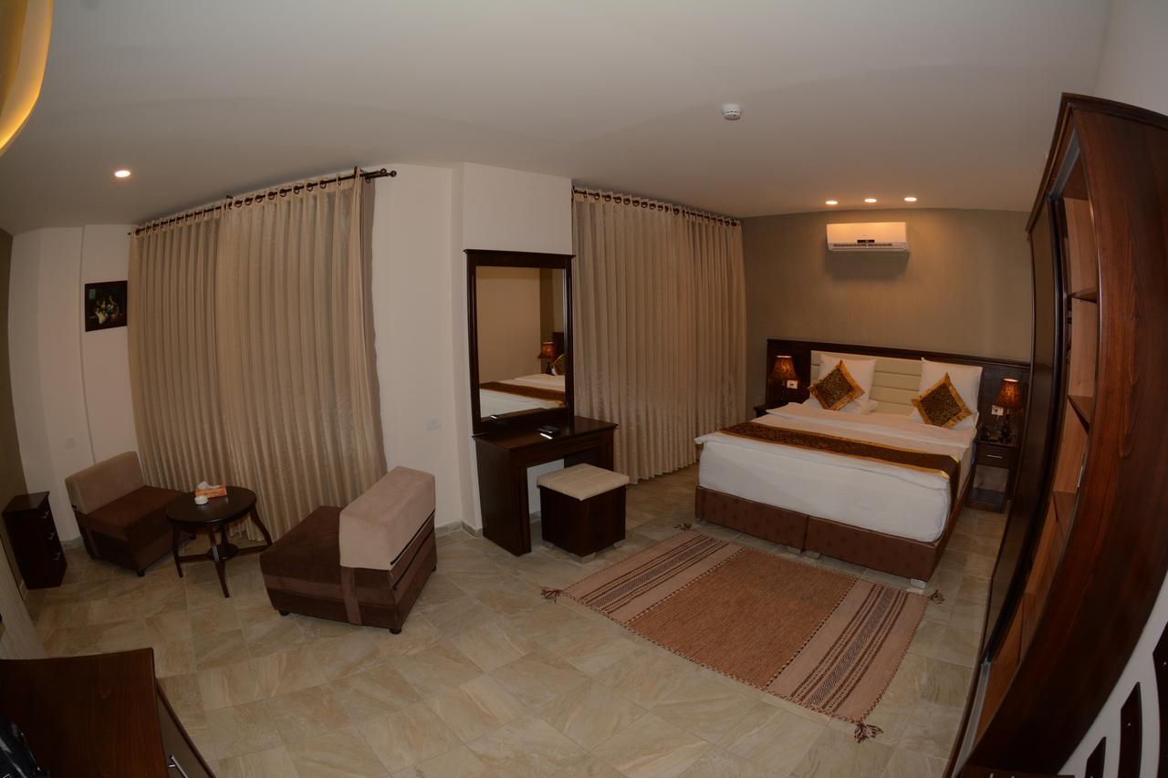 Royal Suites Nablus Eksteriør billede