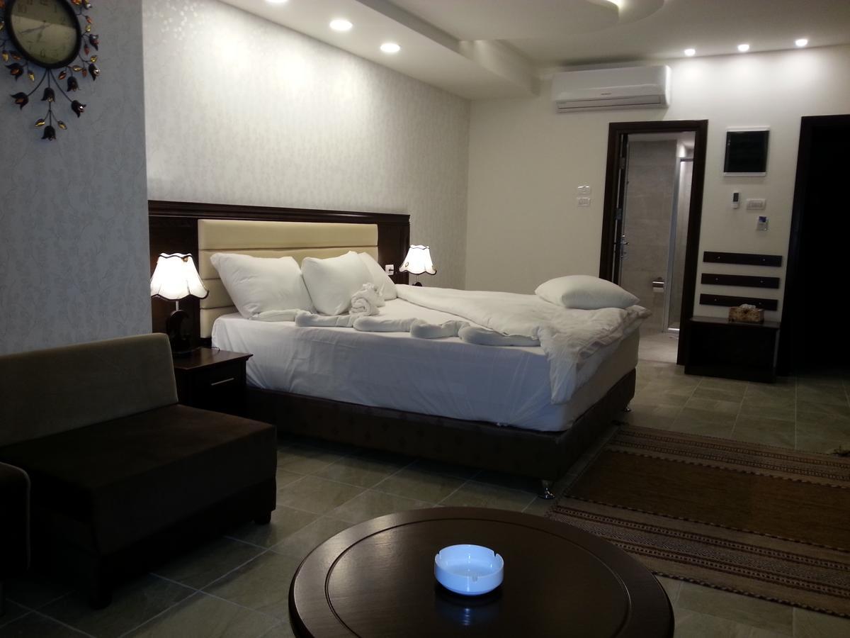 Royal Suites Nablus Eksteriør billede